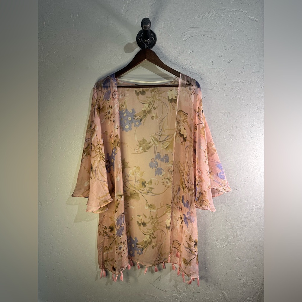 Noelle‎ Sheer Boho Western Cottagecore Kimono with Floral Accents Size OS